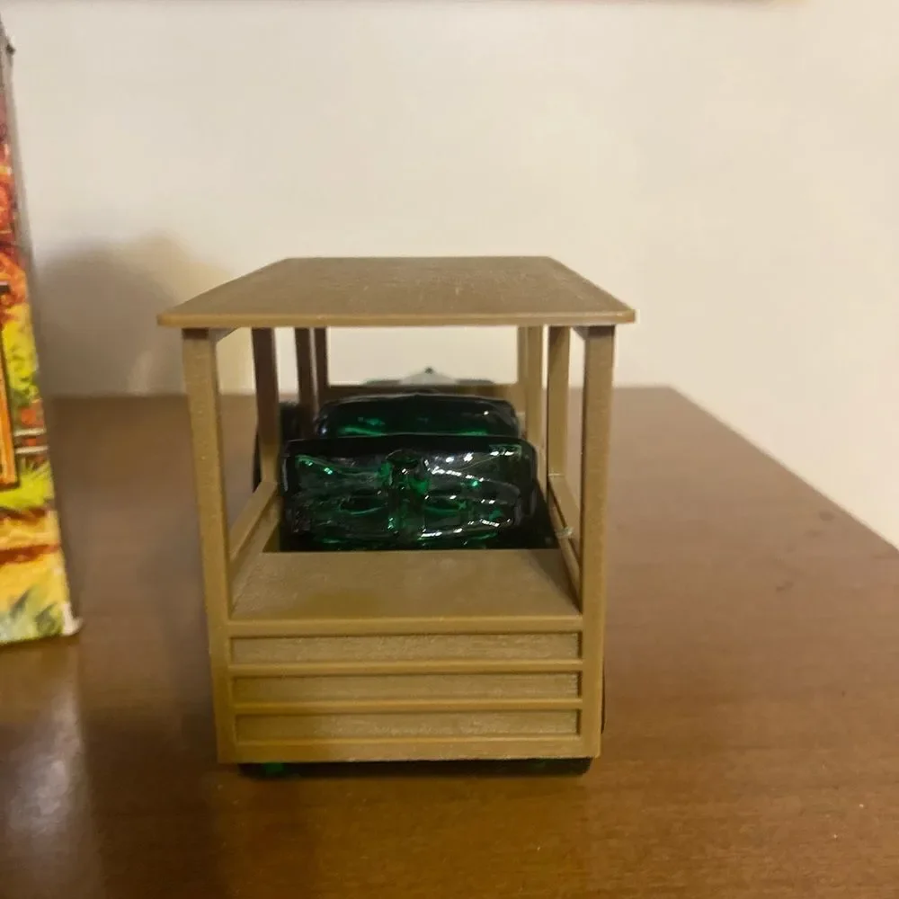 Vintage Avon 1923 Station wagon empty bottle with box